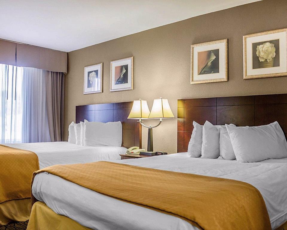Quality Inn Waterbury Exterior photo